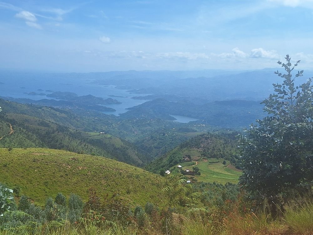 Spectacular Lake Kivu view from Mont Karongi during a Rwanda e-bike adventure