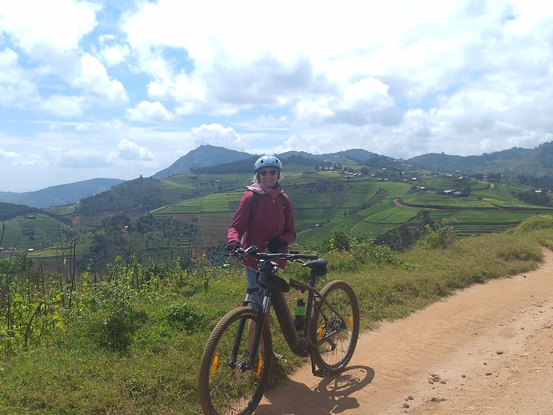 Cycling adventure on the trails of Mont Karongi
